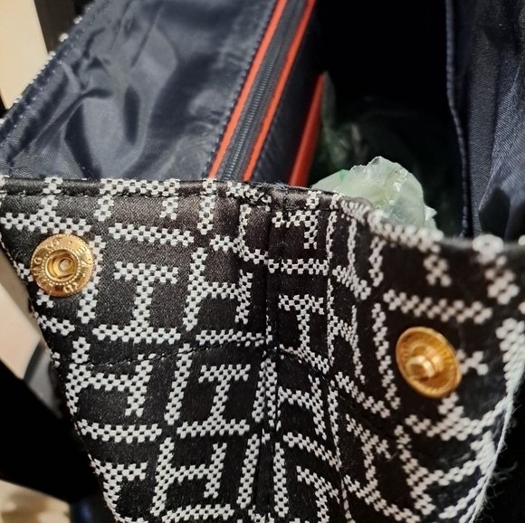 NWT Tommy Hilfiger Camilla II Flap Backpack   11\